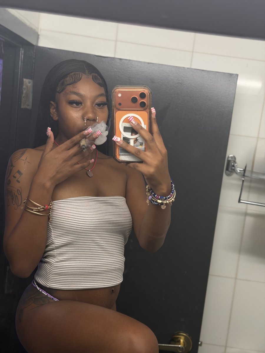 Kashmsirlov's tweet photo. Kashmir #Houston #meetup #realpretty https://t.co/FzAoA9nFTM