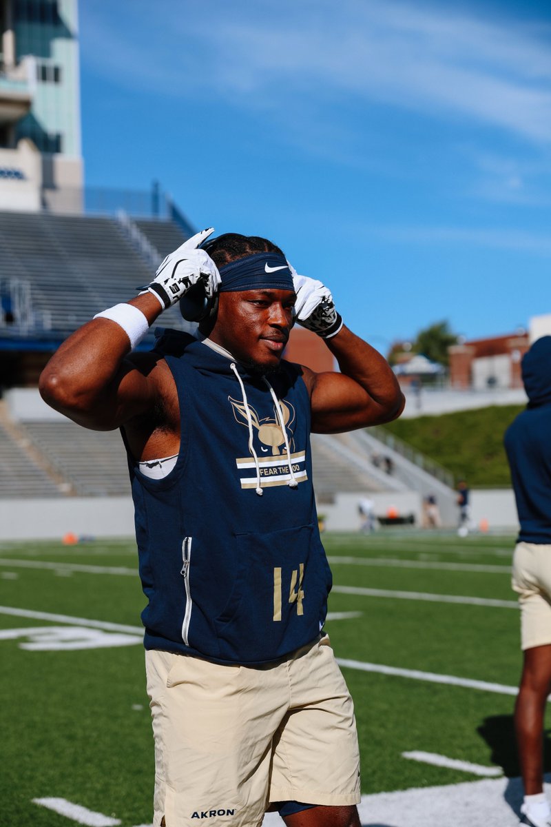 ZipsFB's tweet photo. Pregame 📸

#GoZips🦘 https://t.co/jGbEer35UJ