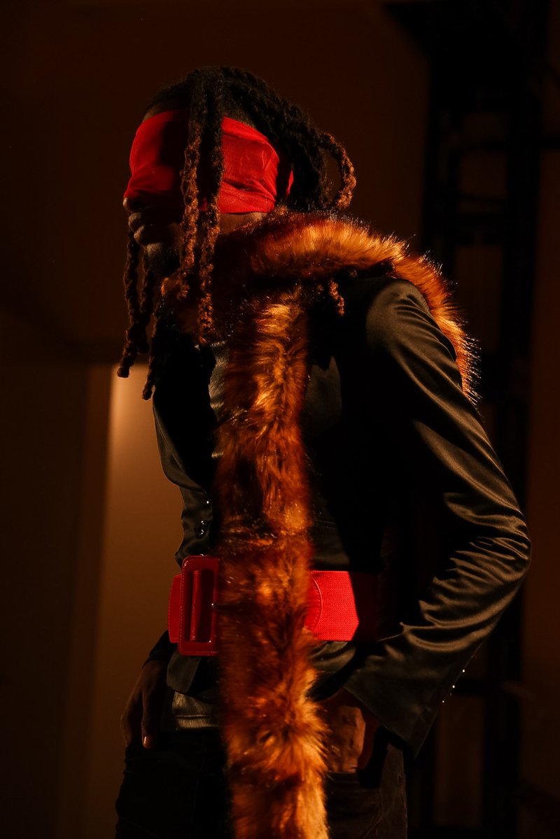 wearmypain's tweet photo. SEVEN SS27 NYFW https://t.co/v2PDnC3kzv