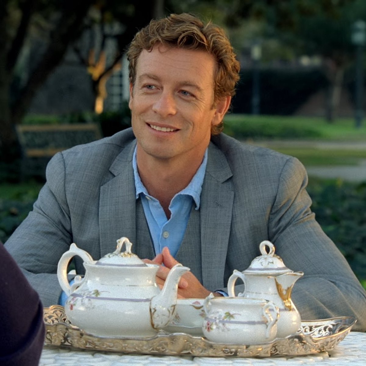 thorshope's tweet photo. felt the need to remind everyone that patrick jane is indeed the people’s princess https://t.co/50vS8m1Srz
