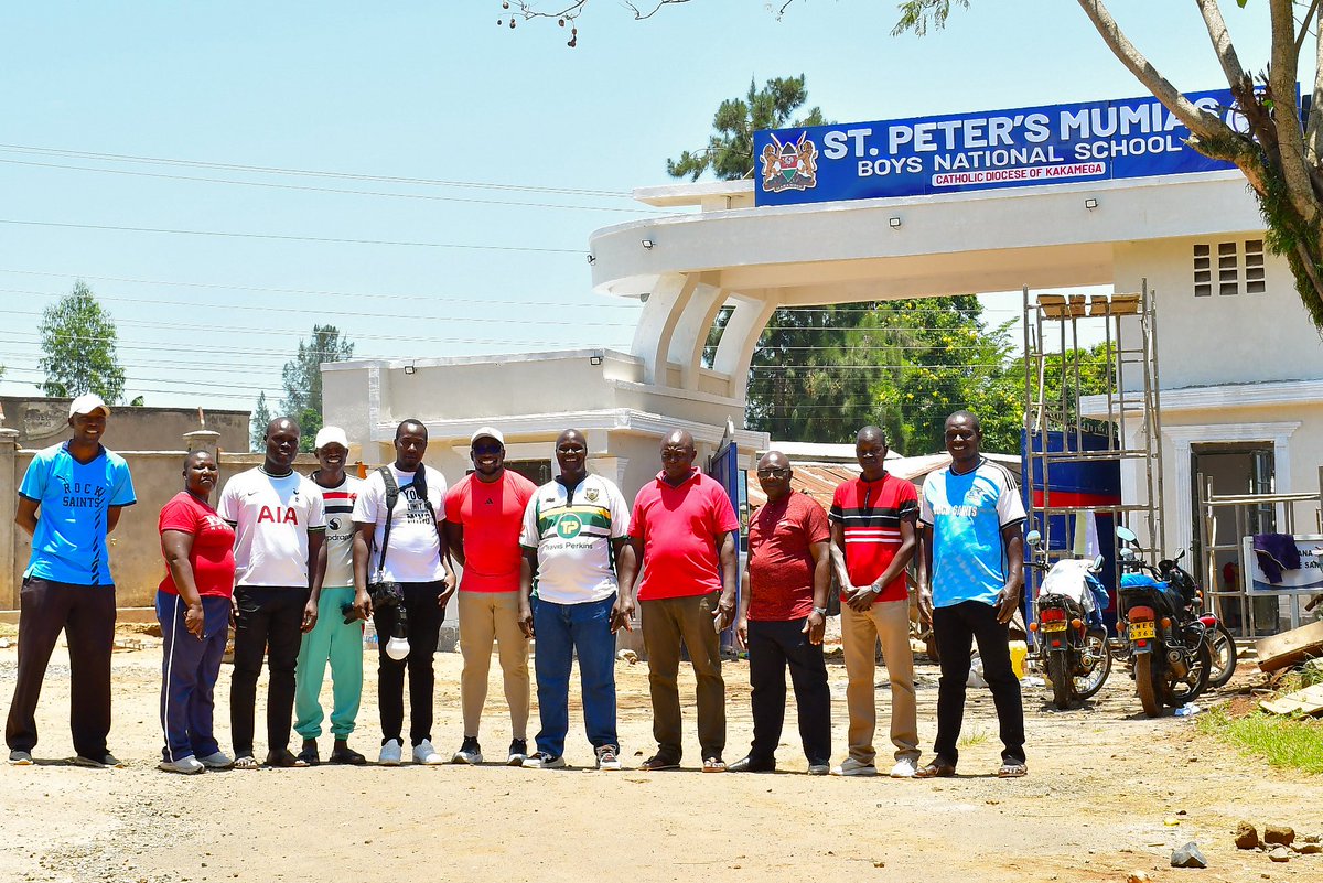 _omanyalaF's tweet photo. The Omanyala Sprints Club tour continued at St Peter’s Mumias, where Omanyala inspired students to believe in themselves, work hard and pursue their dreams.

We also held conversations on introducing a Sprints Club to help identify and nurture young talent. 
@Ferdiomanyala https://t.co/ErshGXLL8a