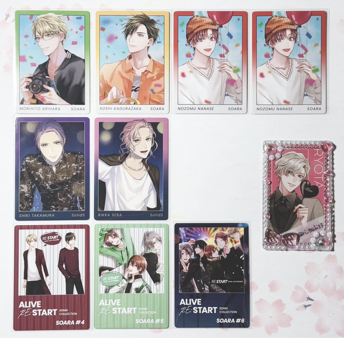 ri_tsuki13's tweet photo. 【交換】
ツキプロ ALIVE SQ RE:START SONG COLLECTION トレーディングカード トレカ

譲：空、守人、宗司、望、昂輝、剣介、衛、志季、翼、里津花、柊羽、英知
SOARA#4～6

求：リスタ昂輝1 
＞Growth#2、創造涼太

郵送交換
SOARA⇄Growthセットでの交換も可能
創造衛は同種涼太優先です https://t.co/dVFsg7I0Y2