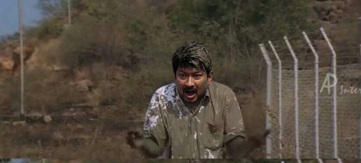 dope_kumar's tweet photo. @VijayismX #ullunidhi dhan crct ah iruku https://t.co/oilCbmyHdT