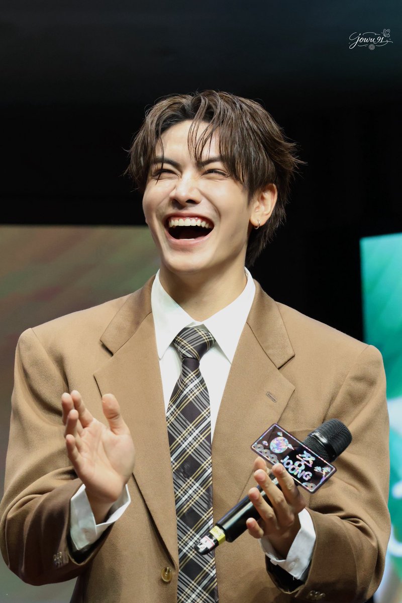 jowu_91's tweet photo. puppy 🫳🏻 keep smiling 🫳🏻

JOONGDUNK JAIDEE SEOUL SMILES
#JDJaideeFMinSeoul https://t.co/8cfRSTmVLQ