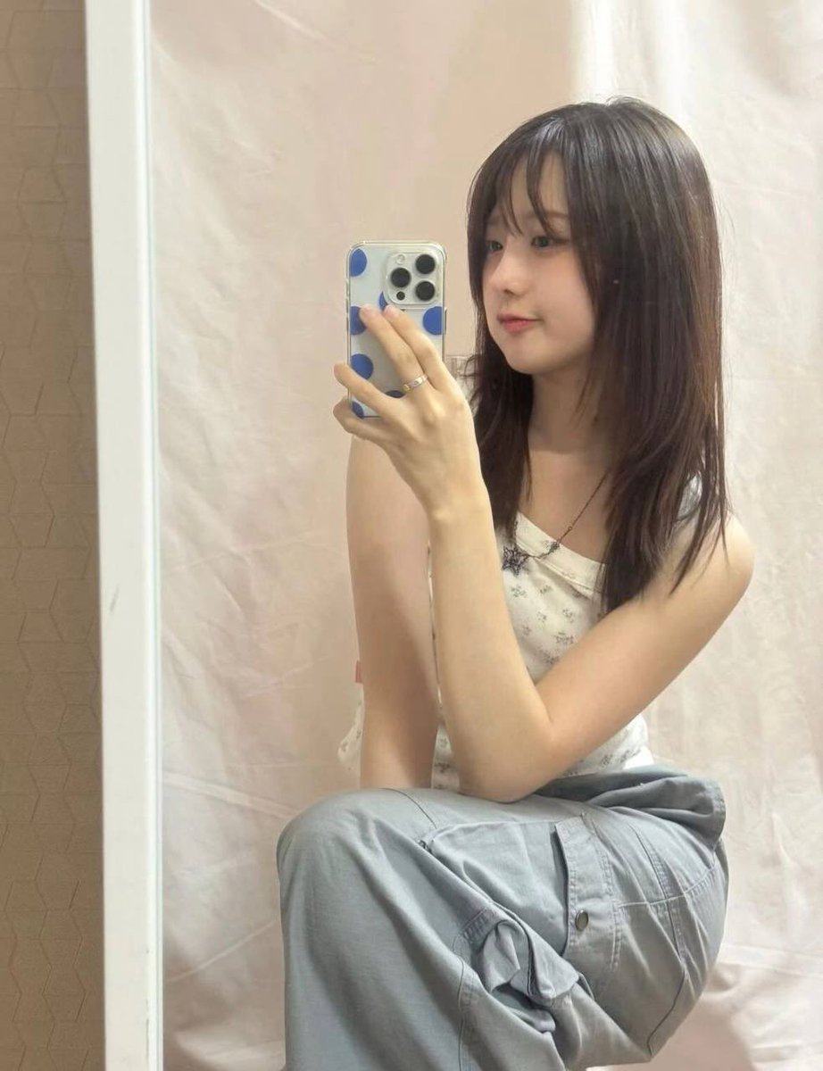 heather58fe8's tweet photo. 这��点有真人嘛！！！

谁要看我的福吗，

 不要人机！不要人机！！

 多来锐评一下，看完不许讲我福嗷…！ https://t.co/luil8hrzHD