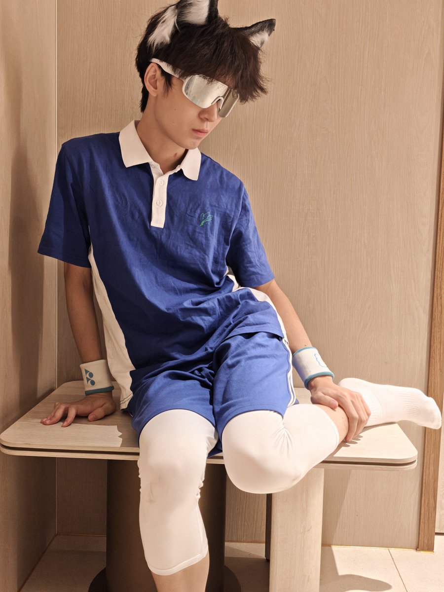 lemonbdsm's tweet photo. 校服小猫谁约
#校服 #男大 #男高 #弟弟 #side #m https://t.co/7VqjkiJR4O