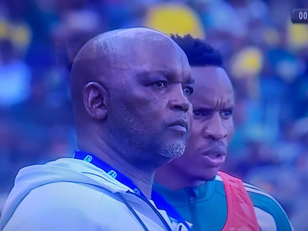 YavelaMadikx's tweet photo. When they said Zwane will be roped in as assistant coach I thought they were talking about Arthur, kanti no they were talking about my goat 😎 https://t.co/XYrFyKqFKe