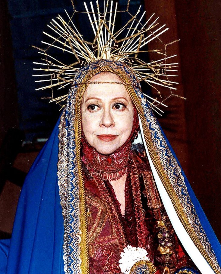 SiteJamesons's tweet photo. Eu nem sou religioso, mas pensando aqui, sem nenhum motivo específico, em como a Nossa Senhora de Aparecida é a maior heroína do Brasil, né?

Acho tão simbólico uma mulher representando o nosso país. Não sei por que alguém se incomodaria com isso a ponto de querer apagá-la. https://t.co/WTgKOFQth4