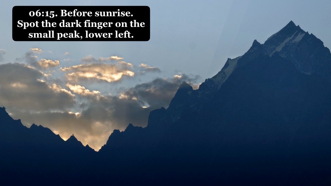 meetnamit's tweet photo. Twelve hours. 
Kinnaur Kailash. 
The sun on both sides of it.

Kalpa, Kinnaur · Himachal Pradesh

#kinnaurkailash #kalpa #spiti #sep2026 https://t.co/Q0jyqC1f2f