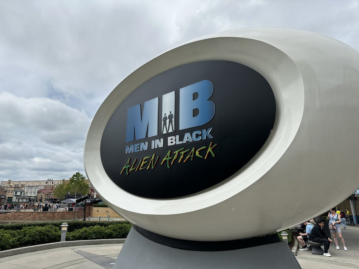 DHPLover's tweet photo. Film No 272 is: Men in Black 3 (2012) #UniversalOrlando #MenInBlackAlienAttack https://t.co/I850vnLsWs