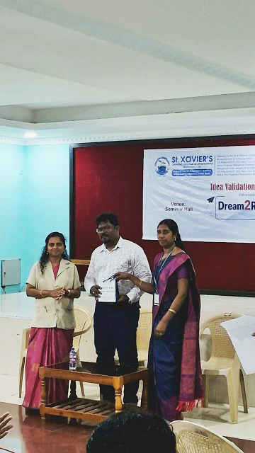 stxaviersmedia's tweet photo. 🚀 Dream2Reality – Idea Validation Workshop at St. Xavier’s Catholic College of Engineering!

104 students gained expert insights on transforming ideas into validated, impactful solutions through industry interaction.

#Dream2Reality #IIC #SXCCE #StudentInnovation #IdeaValidation https://t.co/3eBPqAROm2