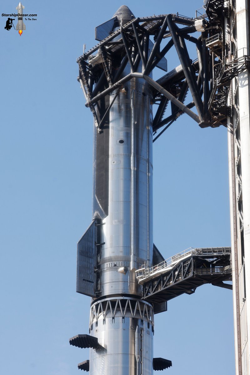 StarshipGazer's tweet photo. Starship 41 is currently being re-stacked atop Booster 21 for Starship flight 14 now at T-1 day 20 hours and counting!

9/26/26 https://t.co/EtC5kvU9Gb
