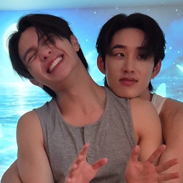 sarajkptr's tweet photo. so happy with each other 😿 my williamest 😿 https://t.co/gyc3ioUg55