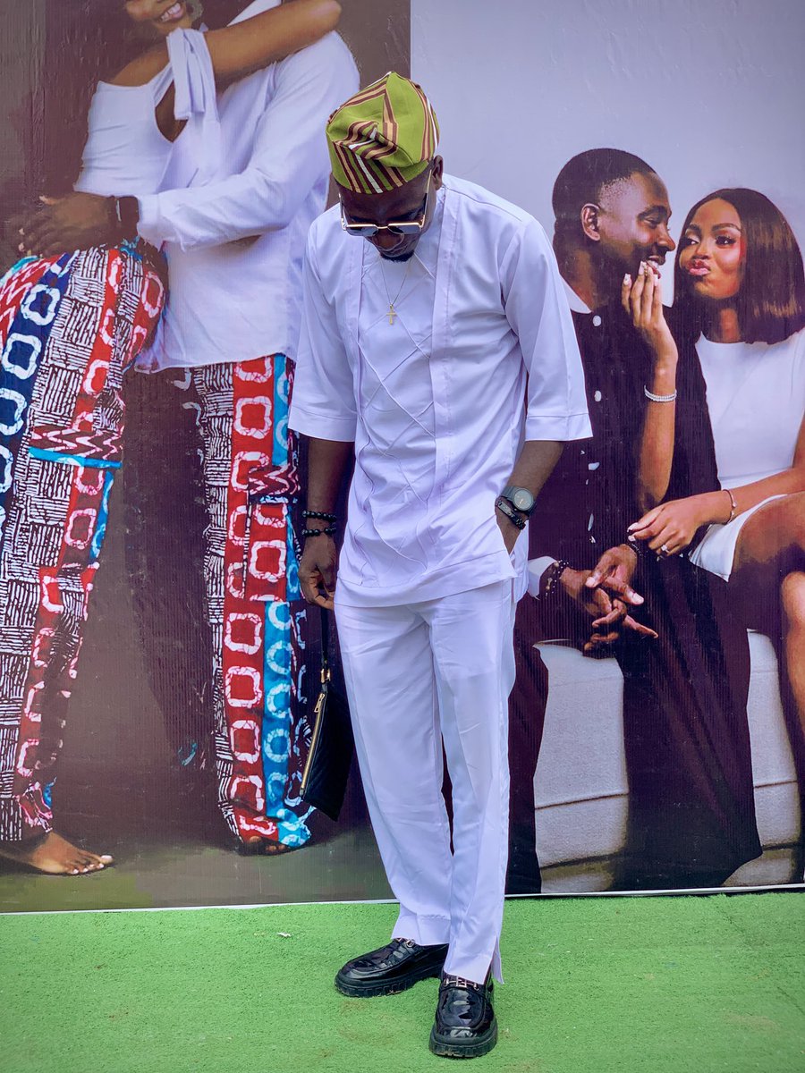Shegxyofficial's tweet photo. One day, the street boi will become sweet boi 🙏 

Happy Weekend fam 💕 
#Shegxy #Dabadabaridaba 🌎 #weekend #wedding 💍 https://t.co/bfOZnHMfCU