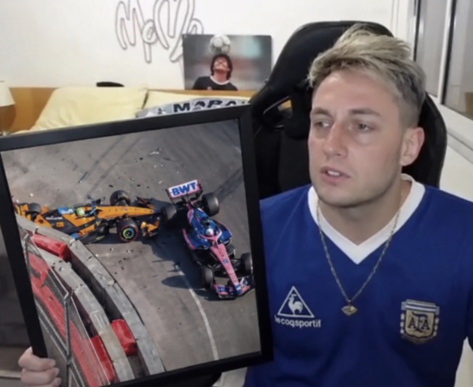 TinoCLeclerc's tweet photo. yo con mi cuadro de Norris y Gasly hechos mierda por Colapinto https://t.co/8vcRnnQUtQ