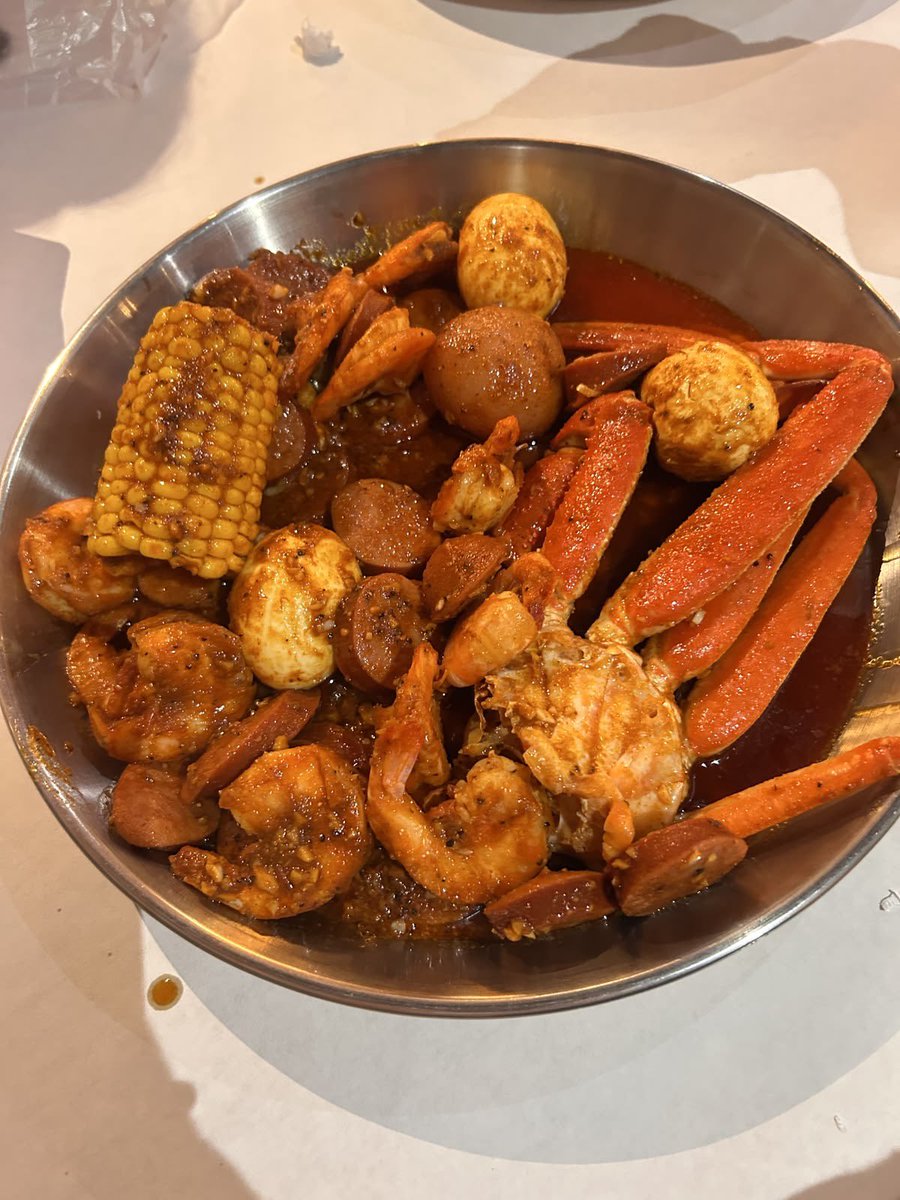 bossbabejass's tweet photo. Seafood Saturdays 🦀🦞🦐 https://t.co/1LEOUYEpWD