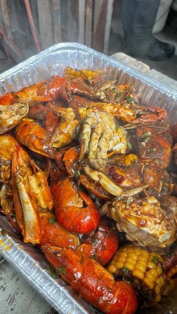 bossbabejass's tweet photo. Seafood Saturdays 🦀🦞🦐 https://t.co/1LEOUYEpWD