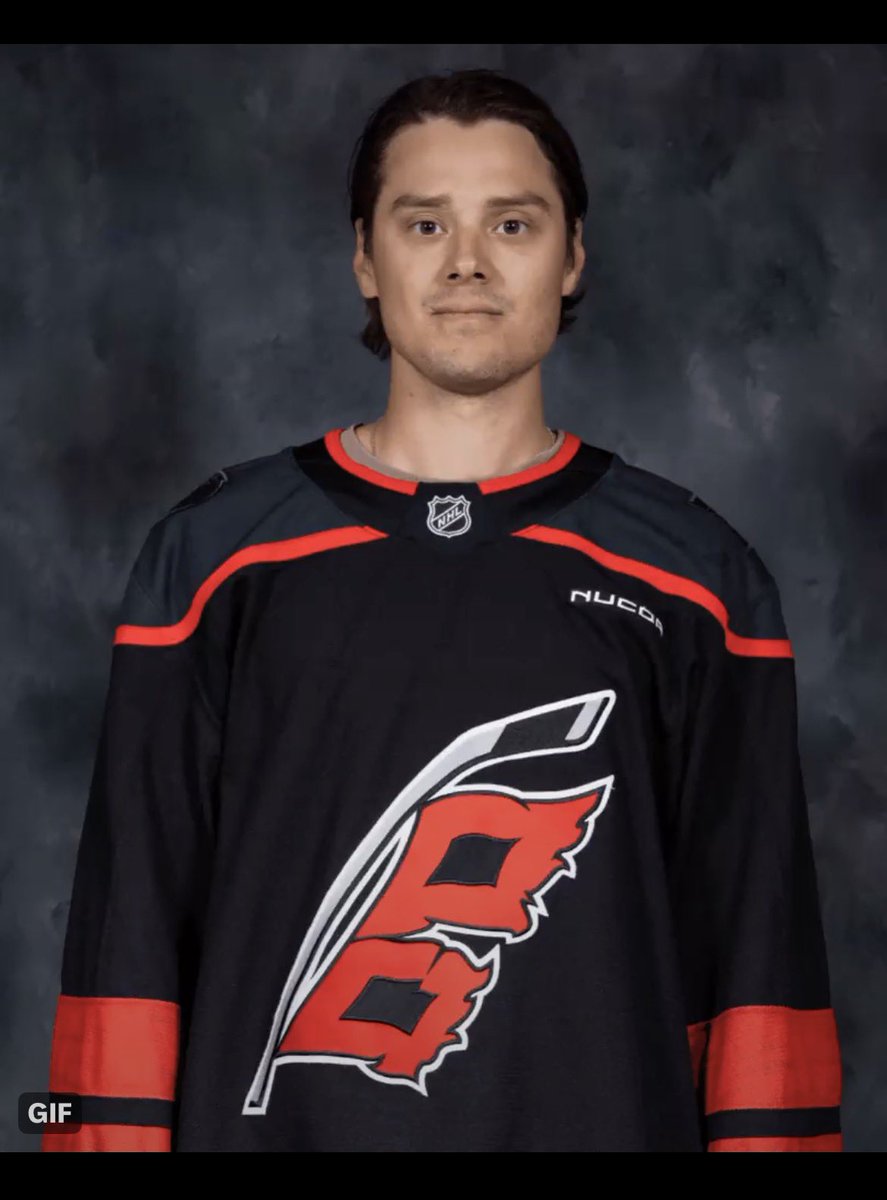 DerbyCaniac's tweet photo. @Canes #FirstTry โบ๏ธ https://t.co/96o6IxCnhX