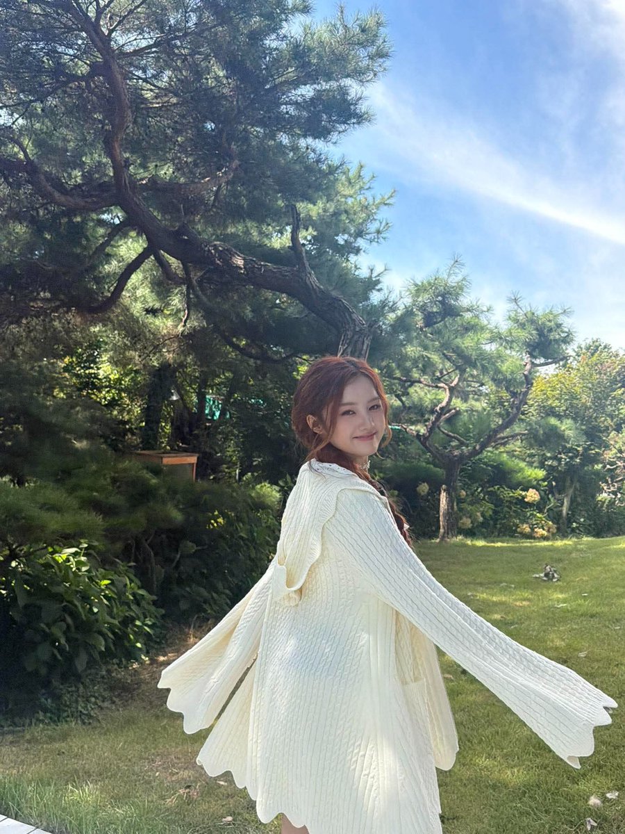 ghurlgeousGigi's tweet photo. thank you our PO1, our queen of hearts, and our Elisia, for being such a beautiful part of my life. wherever your journey takes you next, i’ll continue supporting you and wishing you nothing but happiness and success. 🤍🐰💗 https://t.co/F21czvmOmO