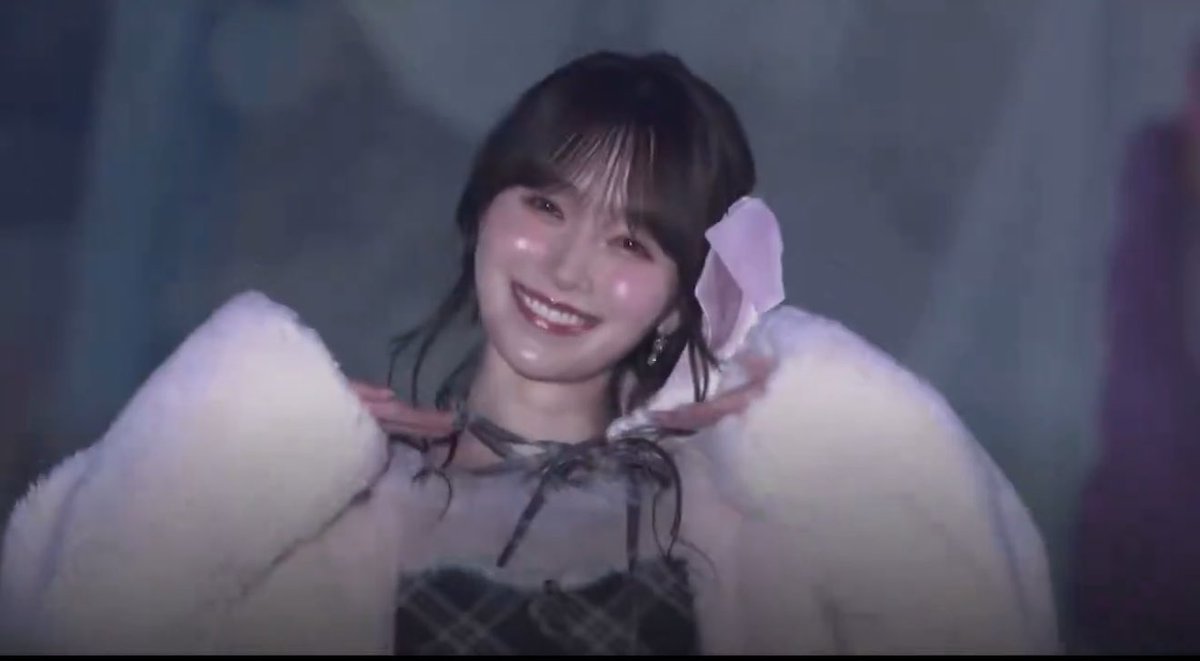 rnO1O2's tweet photo. 生きててくれてありがとう。 #ガルアワ2026AW #守屋麗奈 https://t.co/mzRB9gyYkJ