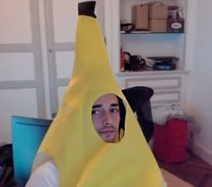 yash3101's tweet photo. when the race is on saturday but you forget your mr. saturday outfit https://t.co/OIQCxV7v8n