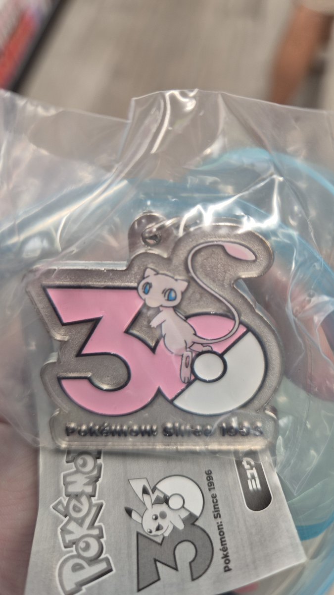 martta96m's tweet photo. No ha habido suerte con las etbs pero he conseguido está preciosidad hoy en  Impactstore 🥰 https://t.co/3A2gpzPDxQ