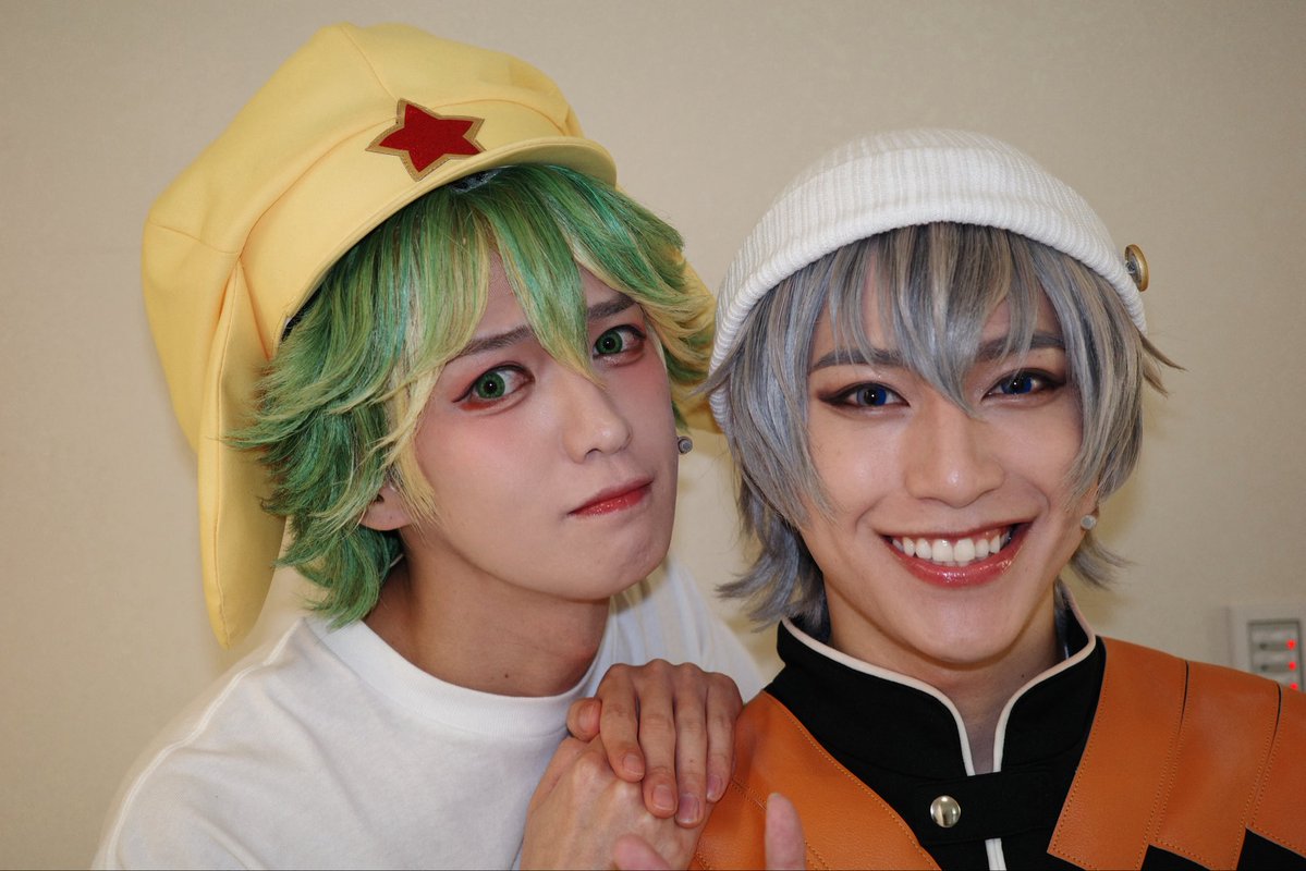 shogo_tamura's tweet photo. ミュージカル『ケロロ軍曹』
8日目ご来場誠にありがとうございました

ケロロ軍曹は出てくる全てのキャラクターが愛くるしく愛おしい作品です

役者も原作へのリスペクトを持って、それを体現してくれて本当にいい座組だなと

明日で千秋楽‼︎
最後まで宜しく頼むであります‼︎

先日、渡辺久美子さんも観に来てくださいました
感想も聞くことができて感無量です🐸

#ケロミュ