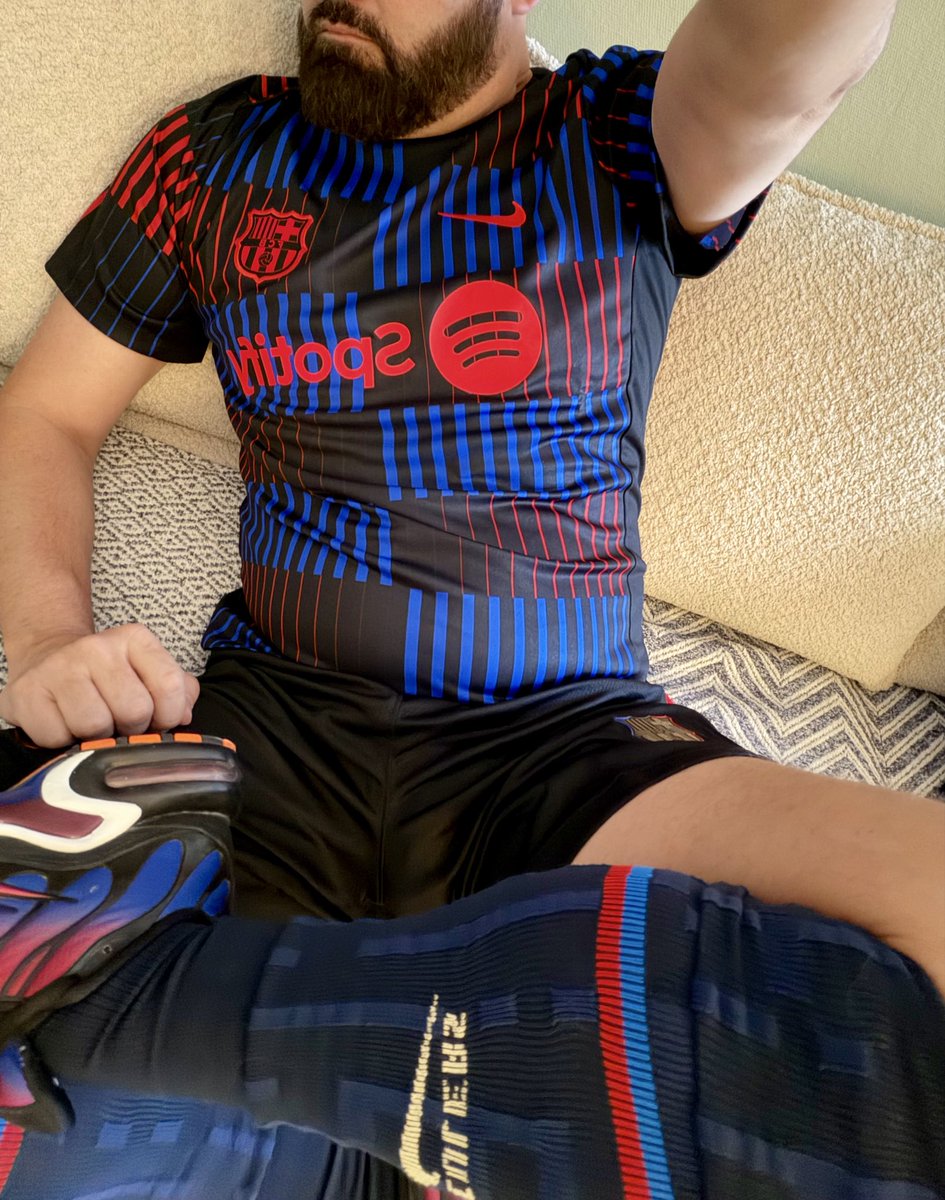 daddycooltn's tweet photo. Qui me rejoint? 
#gayboy #gayfoot #tnlover #gaysocks #kiffeur # https://t.co/vamZzzPqH7