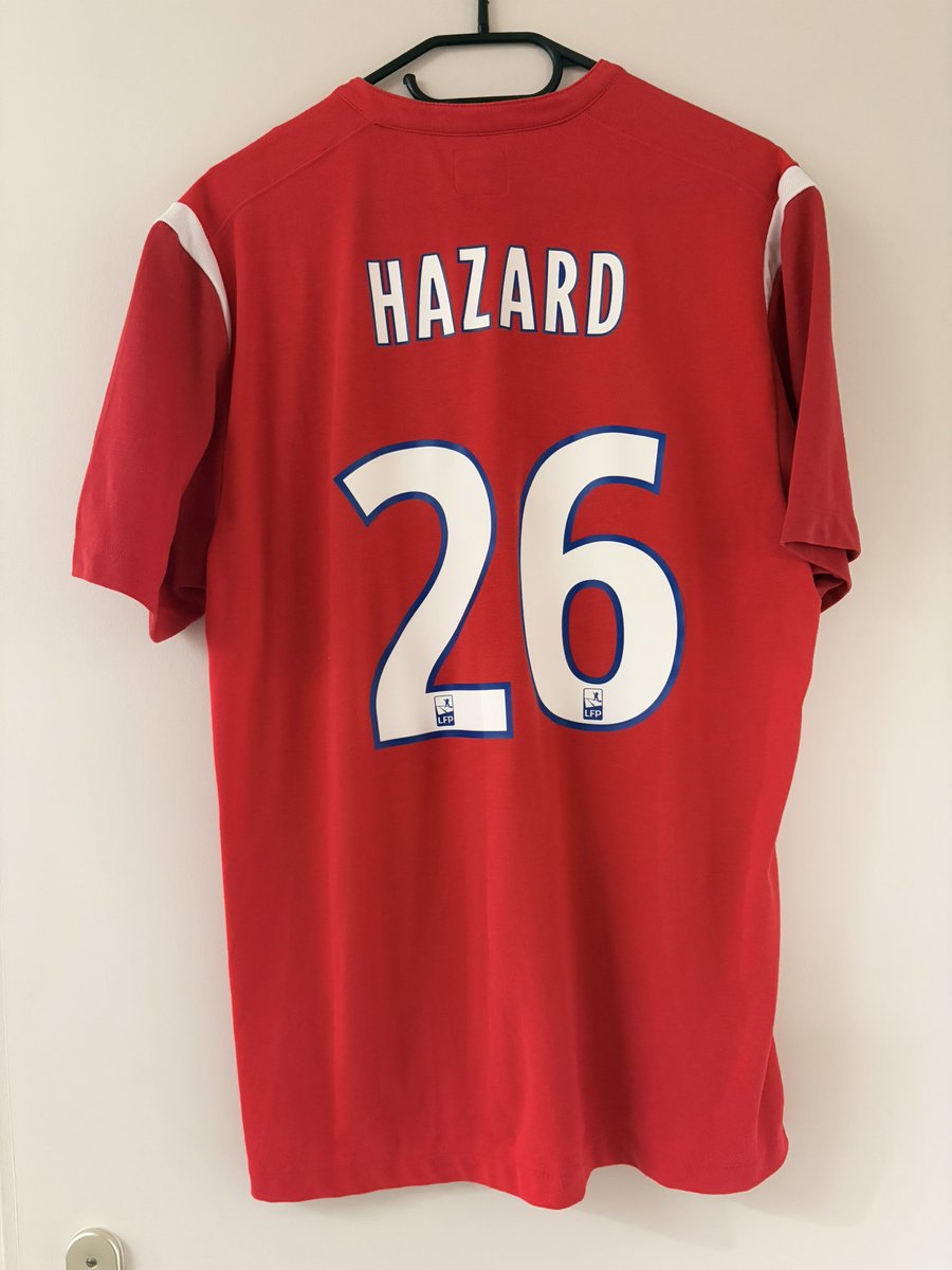 maaxazzz's tweet photo. - Keita (XL mais taille serré)
- Pepe (M)
- Hazard (L)
- Keita (L mais plutôt petit) https://t.co/j1pGx6v5oU