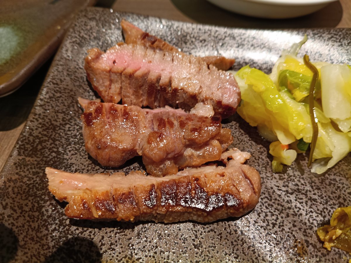 ookawara_07's tweet photo. こんちは、宮城県出張三日目😀今宵はルートインでお疲れ様会😀美味し😀明日も頑張ろう☺️
＃社畜 https://t.co/5HfTduxFQg