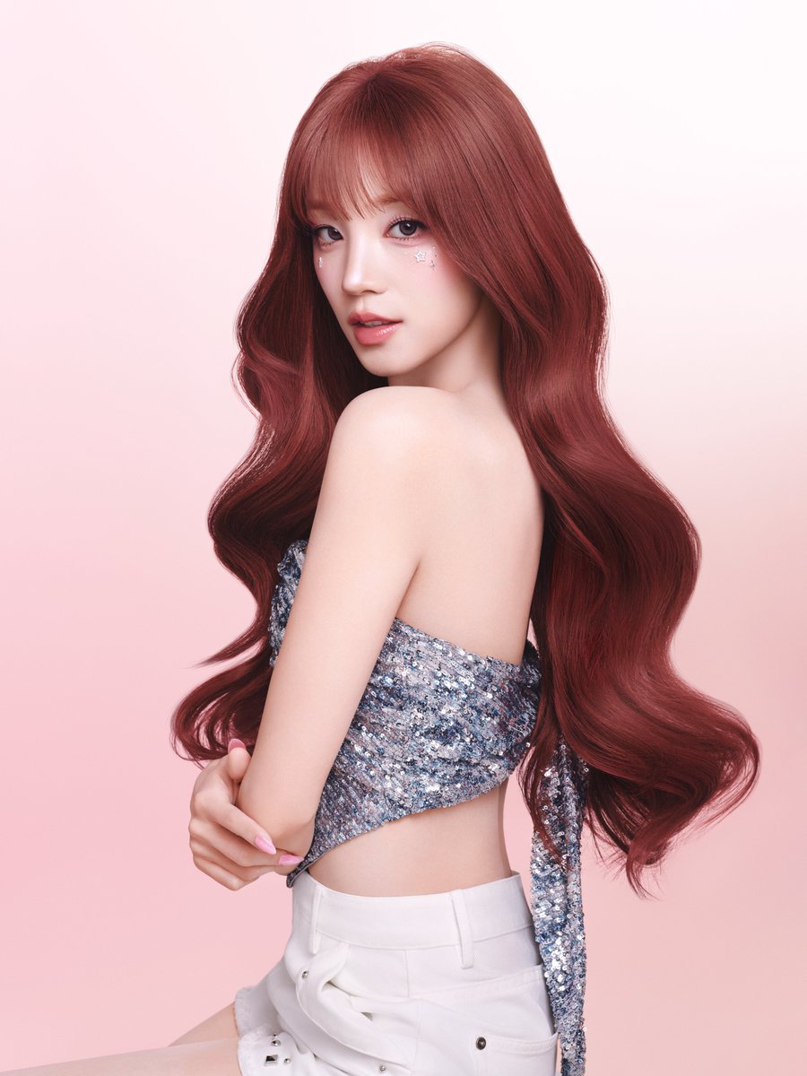 lorealparis_JPN's tweet photo. ／
#ウギ アザーカット公開📸
＼

グリコリック グロスのピンクの世界観💖
天使の輪が降臨したような、
ツヤツヤ、サラサラ髪にも注目✨

みんなはどのカットが好き？ツリーの投票で教えてね👀

#ロレアルパリ
#グリコリックグロス
#Yuqi https://t.co/mFKOdVTnSV