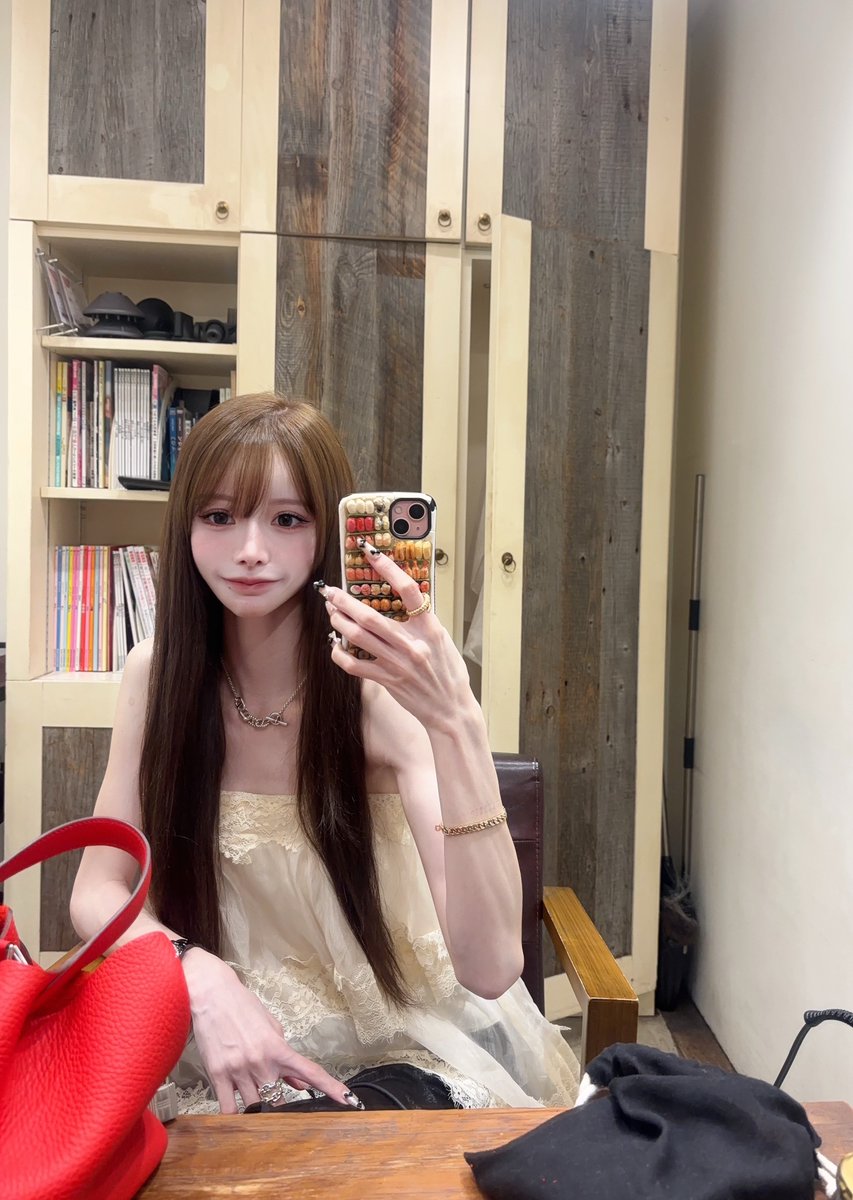 garigobu's tweet photo. 髪の毛染めて前髪重ためにした🩷 https://t.co/uQ0nUjFg5k