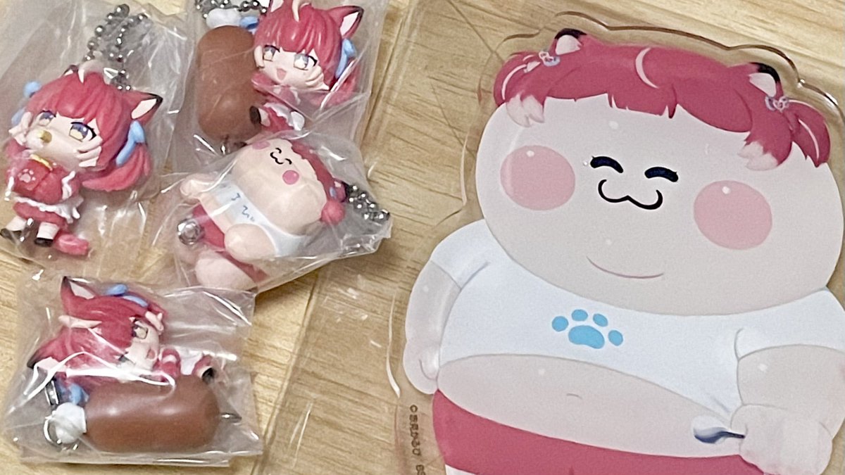 sumeshi_san's tweet photo. 4回目でやっとデブかるびちゃん引けて退散したッ https://t.co/zbONLKZs2C