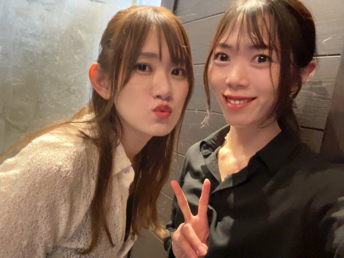 MJ_bar_Watch's tweet photo. 大盛況🎉
店内盛り上がってます(๑´ﾛ`๑)～♪

日向藍子p @hinaai0924 
お誕生日おめでとうございます🎂 https://t.co/Y2B3z6soZd