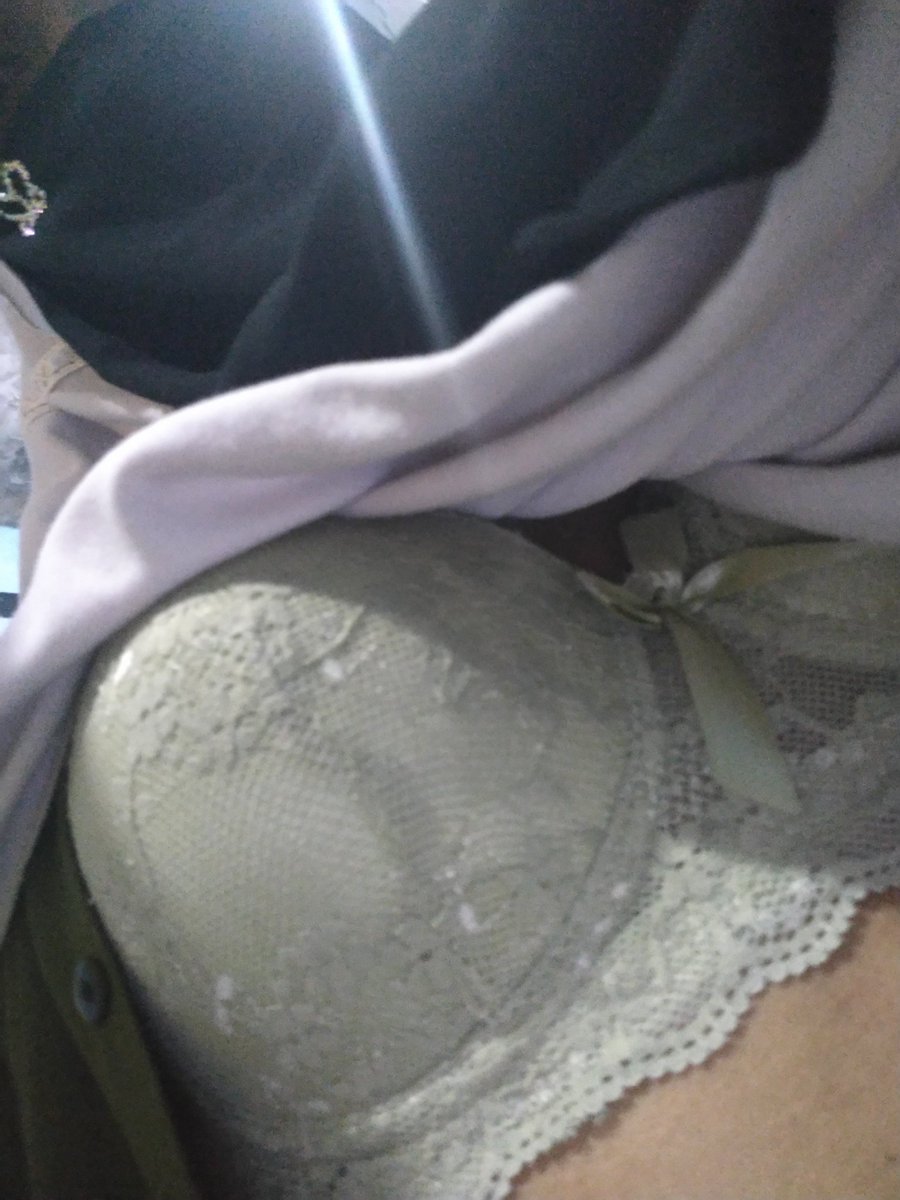 ulfi_cder's tweet photo. ada yang suka sama cred Crossdreser?DM
#cder #cderhijab https://t.co/QwQmsLvjrs