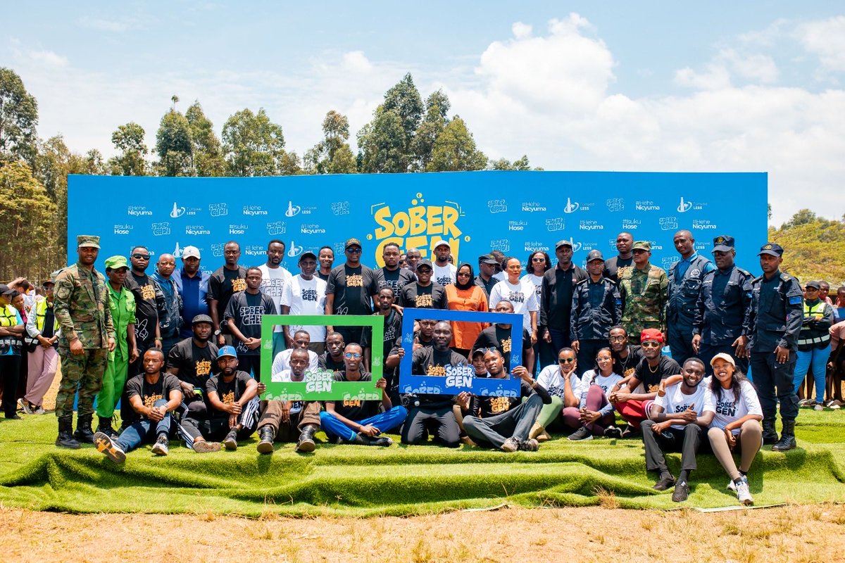 DrDamascene's tweet photo. Rusizi twiyemeje kuba SOBER GENERATION. Inzoga ziswe ibyuma, ibiyobyabwenge n’ingeso zose z’ubwomanzi twarishinze turarahira tuzamaganira kure ntawe usigaye inyuma. Intego ni imwe : UMURYANGO UTEKANYE, URUBYIRUKO RUSHOBOYE. Ahooooo! https://t.co/Bu4zGMSVlj