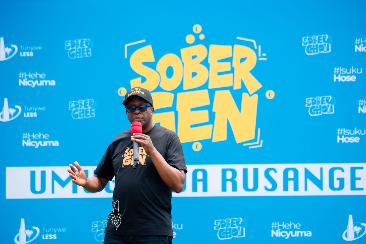 DrDamascene's tweet photo. Rusizi twiyemeje kuba SOBER GENERATION. Inzoga ziswe ibyuma, ibiyobyabwenge n’ingeso zose z’ubwomanzi twarishinze turarahira tuzamaganira kure ntawe usigaye inyuma. Intego ni imwe : UMURYANGO UTEKANYE, URUBYIRUKO RUSHOBOYE. Ahooooo! https://t.co/Bu4zGMSVlj