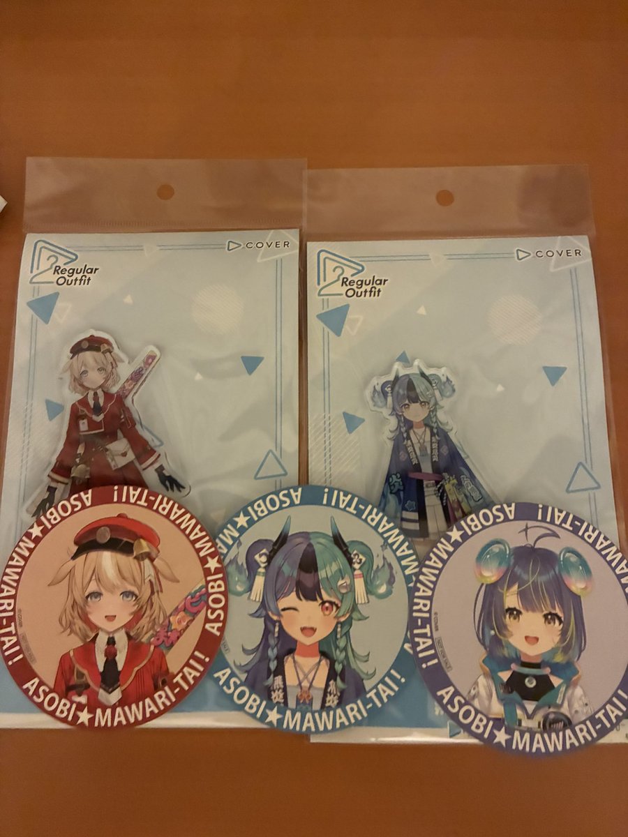 yamato_HiM's tweet photo. アソビまわり隊のアクスタ早速買ったよ！
特典のコースターも推しの2人が出て最高！！！
 #鈴鳴つづり  #熱千めら  #アソビまわり隊 https://t.co/l10j6nJSPd