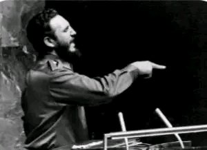 YohendrisPreval's tweet photo. 🗣️ 26 de septiembre de 1960
Fidel Castro pronuncia un histórico discurso en la ONU, denunciando las agresiones de Estados Unidos y reafirmando la soberanía de Cuba.
66 años después, seguimos defendiendo nuestra independencia.
#100AñosConFidel 
#Mayabeque https://t.co/fw7QGhtsyB