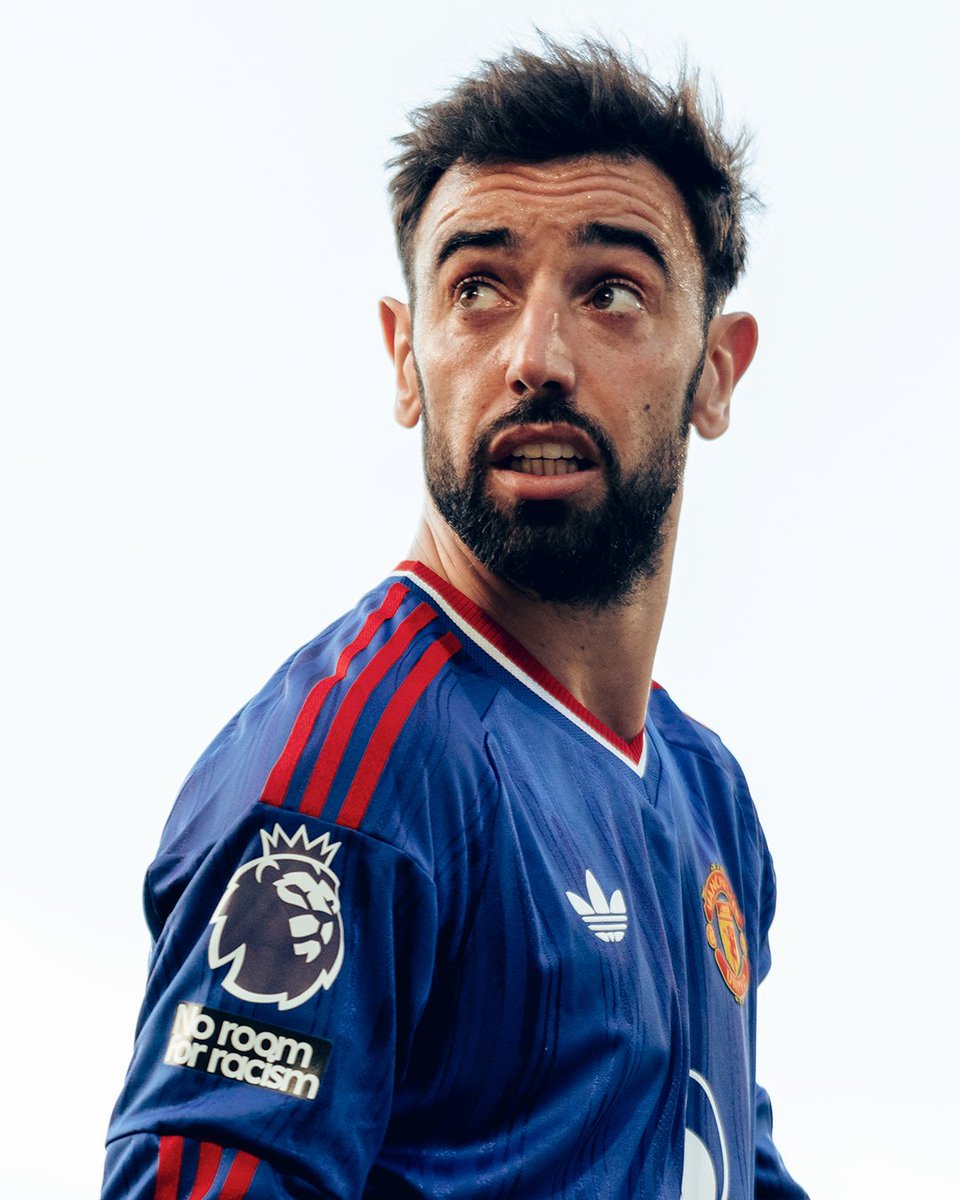 footballontnt's tweet photo. No player has more assists since the 2020/21 season than Bruno Fernandes in the Premier League 🔝

🥇 Bruno Fernandes (66)
🥈 Mo Salah (65)
🥉 Kevin De Bruyne (53)

Via Squawka 📊 https://t.co/C7i748vzAp