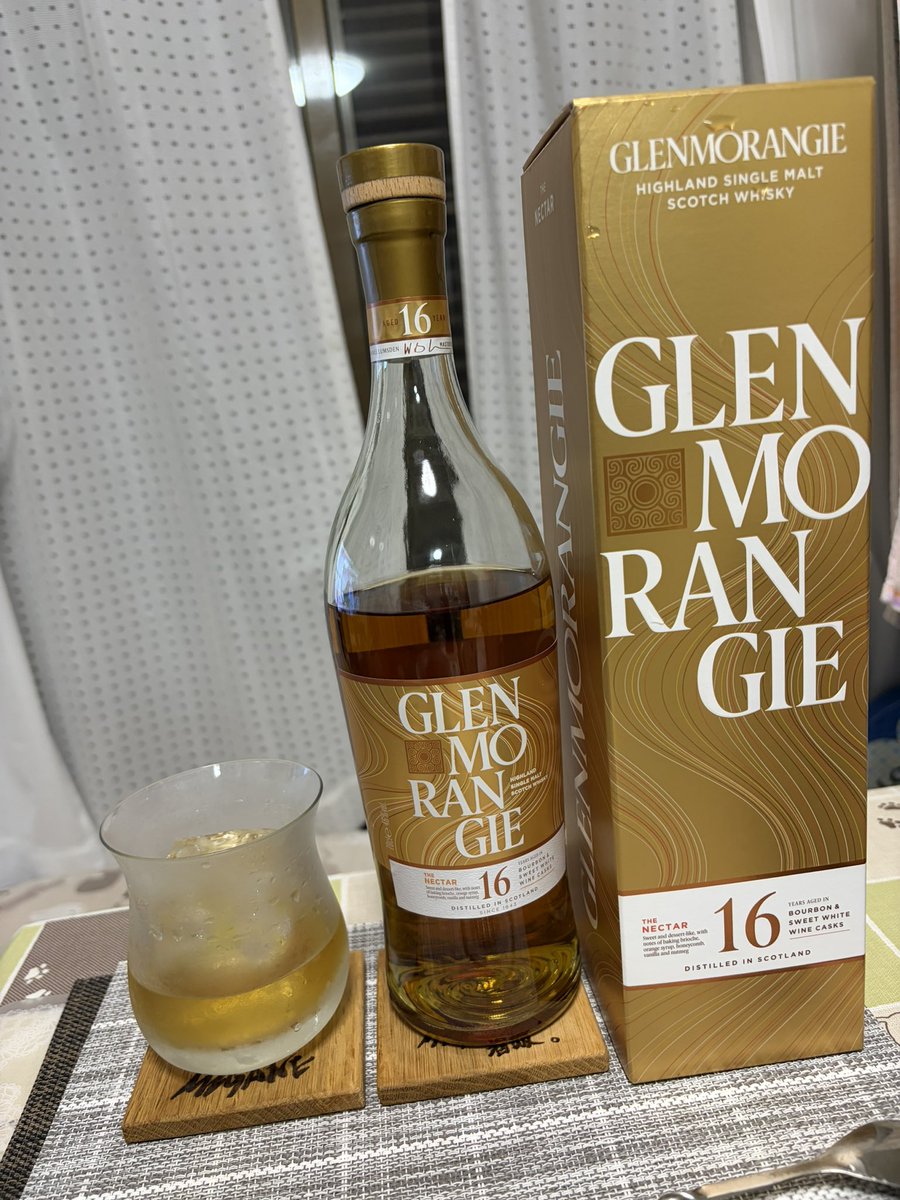 msswms2's tweet photo. 疲れたニャン🥱甘いグレンモーレンジ16年ロック🥃🥃🥃乾杯ニャンダフルニャン😻😻😻😻😻😻 https://t.co/KqYFTvNOD2