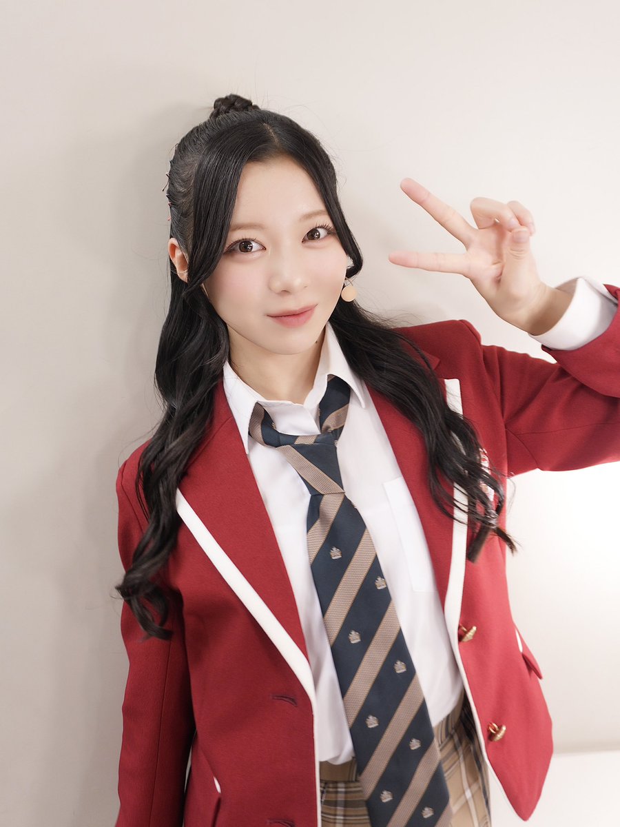 murayama_yuuka's tweet photo. #スクールアイドルミュージカル
千秋楽✨️ありがとうございました!

ご来場いただいた皆様!
出会ってくださった皆様!
支えてくださったスタッフの皆様!

全ての皆様に感謝の気持ちでいっぱいです!

全て出し切りました🌼とっても楽しい時間を過ごせて幸せで胸がいっぱいです😌#スクミュ が大好きです https://t.co/zvxaLkEU0g