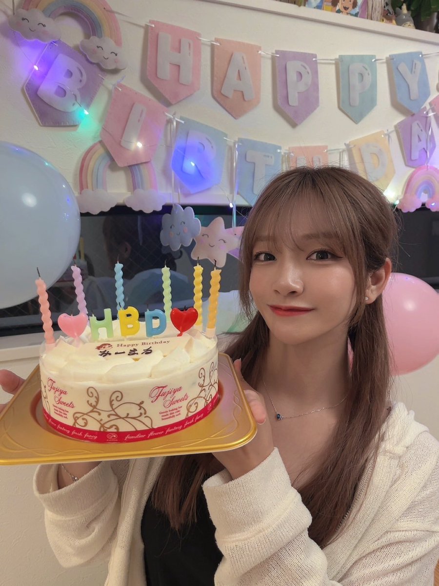 MqlRa_'s tweet photo. 最高の誕生日になりました🫶
皆様ありがとうございました🫶 https://t.co/BZcdZBw52e