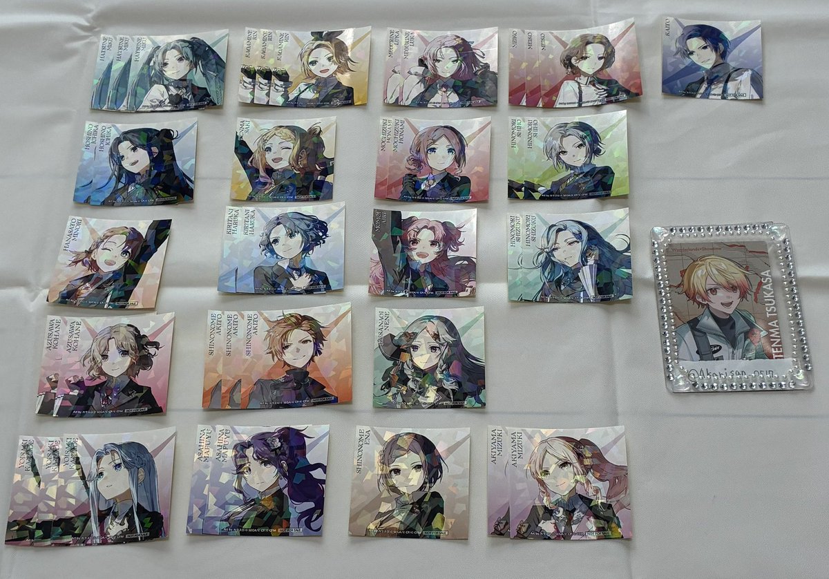 Akarisan_0517's tweet photo. プロセカ 感謝祭 6th 交換 譲渡

譲　ミク リン ルカ MEIKO  KAITO 一歌 咲希 穂波 志歩 みのり 遥 愛莉 雫 こはね 彰人 寧々 類 奏 まふゆ 絵名 瑞希

求　同種司(グリカは単体のみ) >> PayPay
⚠3日(土)　現地お取引のみ⚠
詳しくは4枚目の拝読をよろしくお願いします。 https://t.co/sk7IvPtK3g