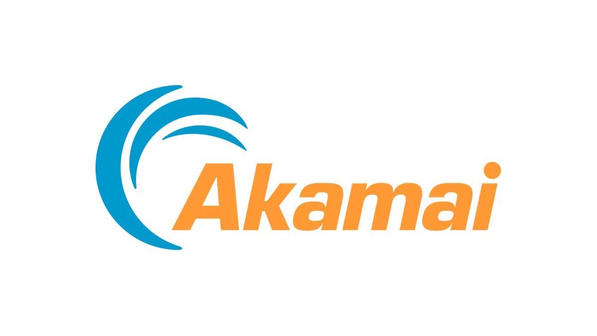 NathanCrossNC's tweet photo. Peter Lynch compounded about 29% a year for 13 years. One filter did most of the work: PEG.
PEG = P/E divided by growth. Under 1 means the growth is still on sale.

Here are 17 stocks under 1 right now:

1. $AKAM

An ~$11.6B, seven-year compute deal with Anthropic just hit. The tape popped; the multiple still treats Akamai like yesterday’s CDN. The contract already recoded it as an AI landlord.