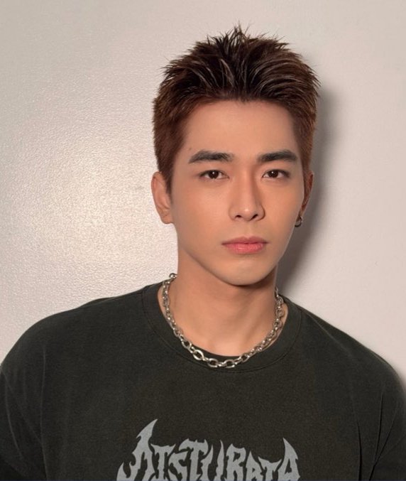 evonnyivory's tweet photo. Back to brown hair si kapitan @BGYO_Gelo 😊

BGYO IGNITES NAGA
#BGYO @bgyo_ph https://t.co/XEDqSyFg5e