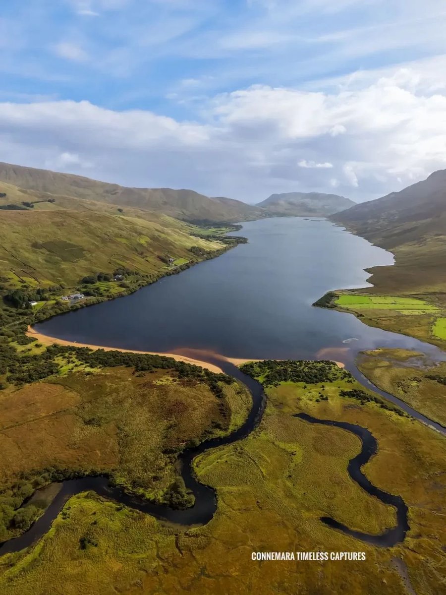 ThisIsIreland3's tweet photo. Chasing that forever changing light at Loch Na Fooey ๐๏ธ๐โฐ๏ธ
๐Loch Na fooey, Connemara, County Galway - Ireland โ๏ธ
#Lochnafooey #Connemara #Galway #Ireland #Wildatlanticway https://t.co/CXEDyTLOZh