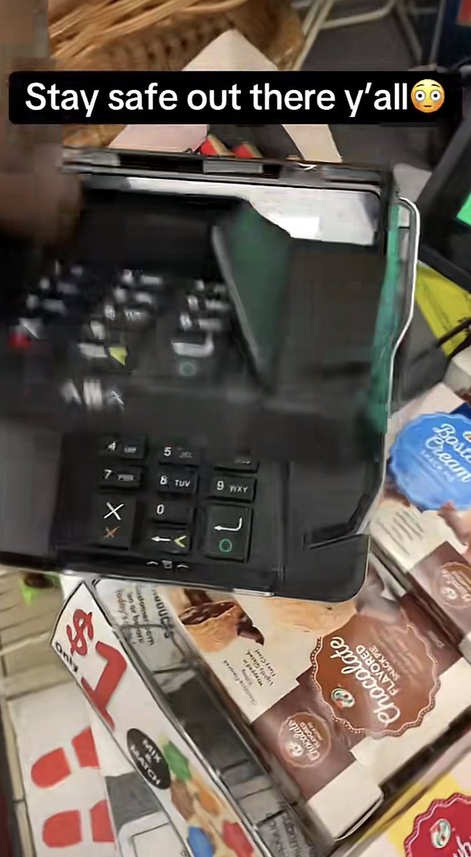 geronim38646002's tweet photo. @RealSDStrasser @MikePatton12303 @JordanBrace8 It’s not just about your Amazon account, some stores make their POS a card hacker as you can see in the image it has two buttons, to capture your pin and as-well authenticate your payment. https://t.co/24gLgqu4lC