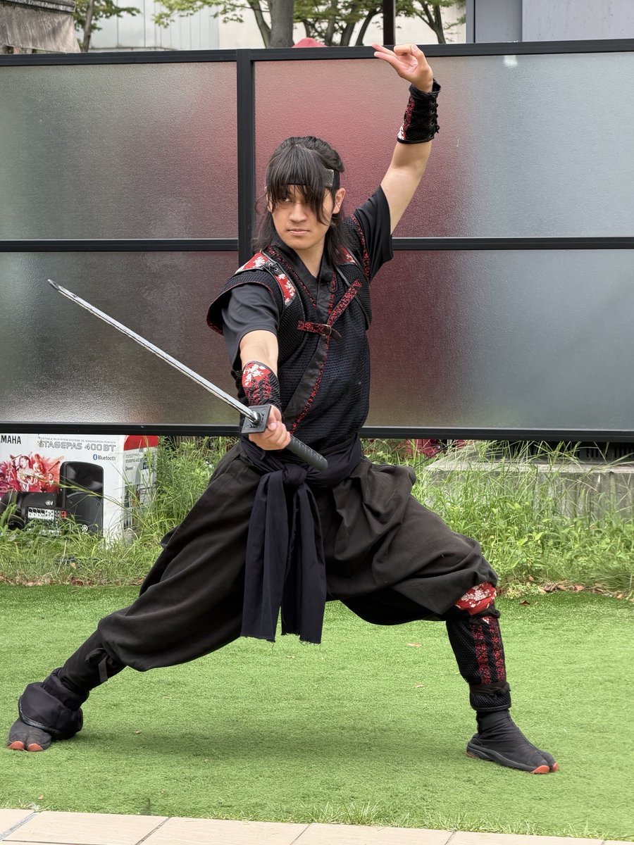 redarmy_0505's tweet photo. 小太郎様✨
久々の忍びだけの演舞でテンションがいつもより高かったです！
護衛任務中じゃないから気が緩んでます？？🤣 https://t.co/08JoaPbSRL