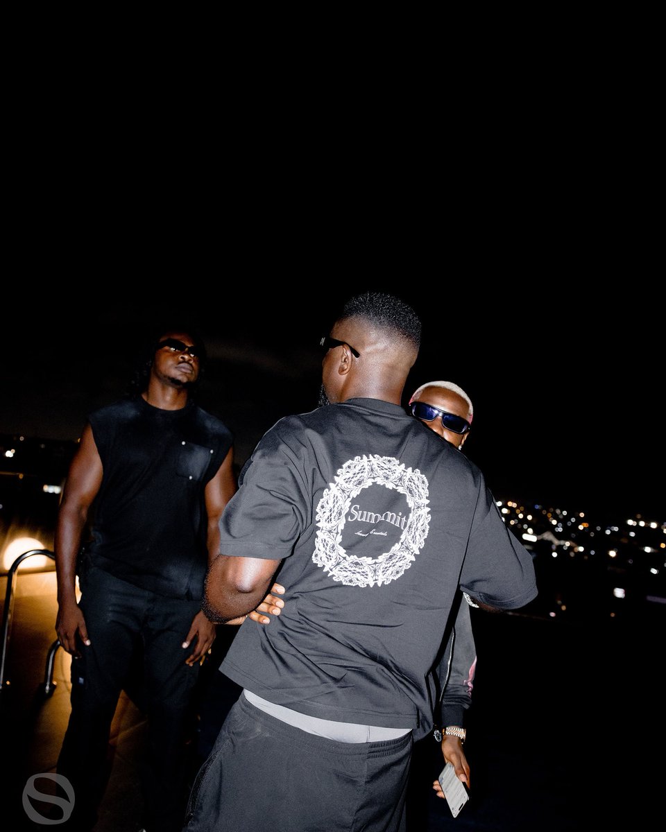 sarkodie's tweet photo. Starboy @rugerofficial pulled up on the boy https://t.co/HpCXll6fxO